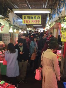 小樽三角市場内 　　引用元： 小樽三角市場