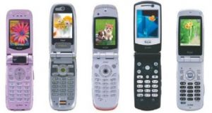 電話6ドコモFOMA 900iシリーズ2004年発売開始。