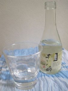 お酒は蜜の味01